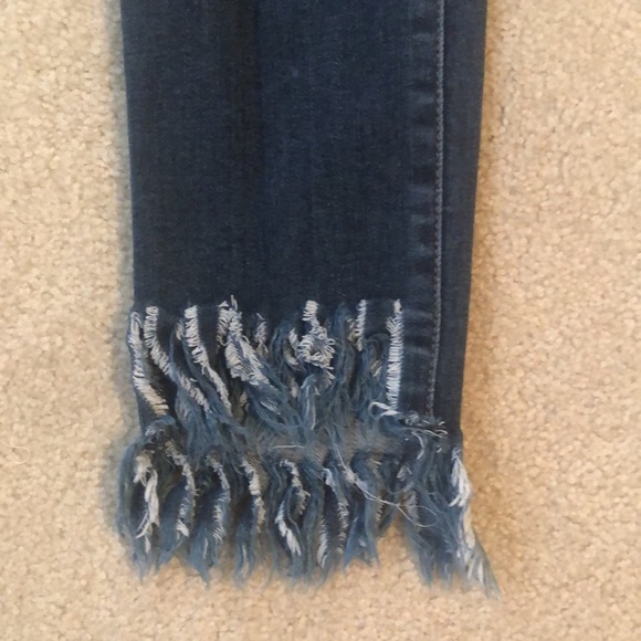 William Rast Jeans - Picture 3 of 5